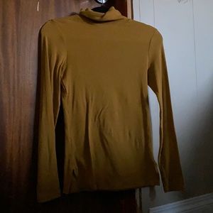 💖3 for $20💖 Mustard Turtleneck